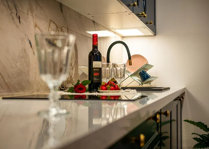 아파트 Cud Miod 1 쿠도바-즈루이